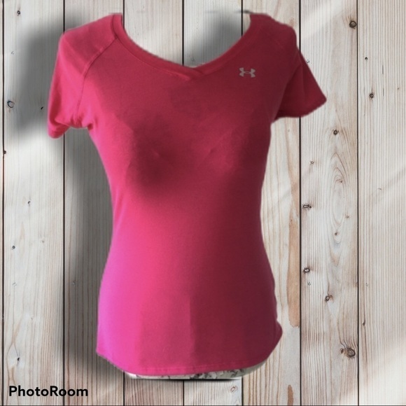 Under Armour Tops - 𝅺*under Armour Pink Top XS